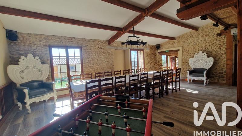 Maison de campagne - 743 m² - 14 pièces