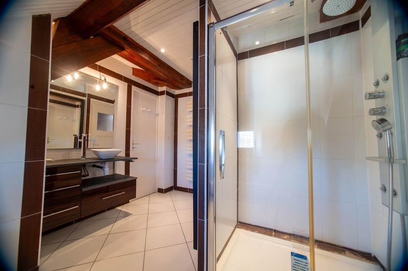 Propriété - 272 m² - 7 pièces