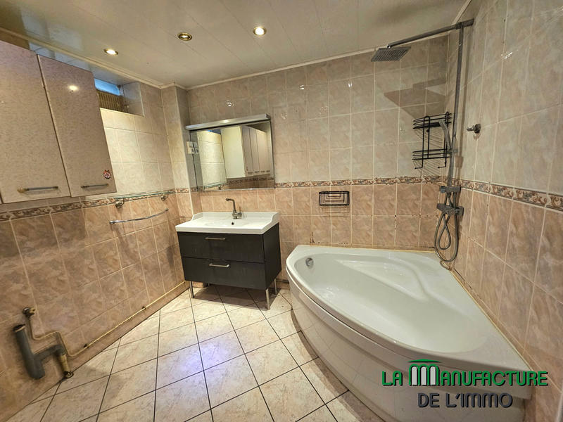 Appartement - 91 m² - 4 pièces