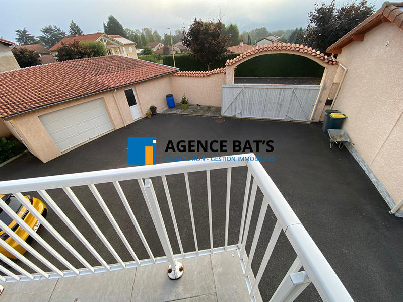 Maison - 235 m² - 6 pièces