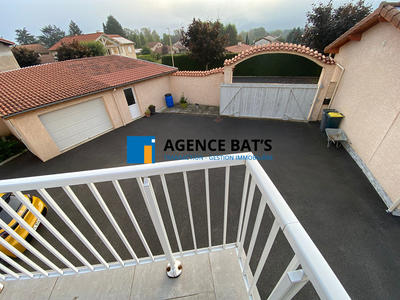 Maison - 235 m² - 6 pièces