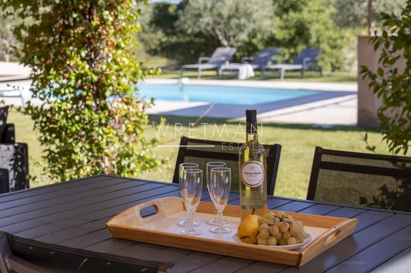 Villa - 172 m² - 6 pièces