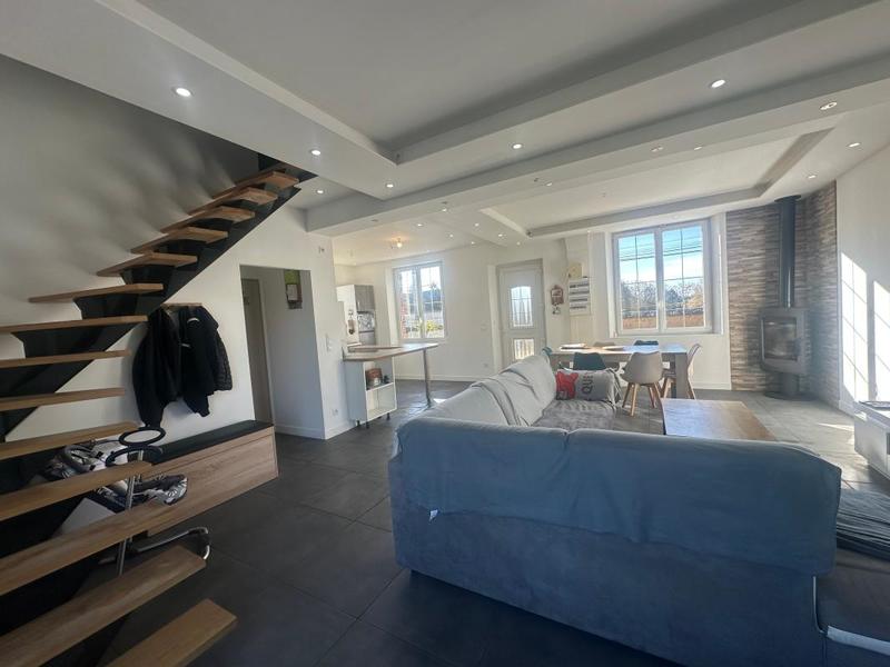 Maison - 95 m² - 3 pièces