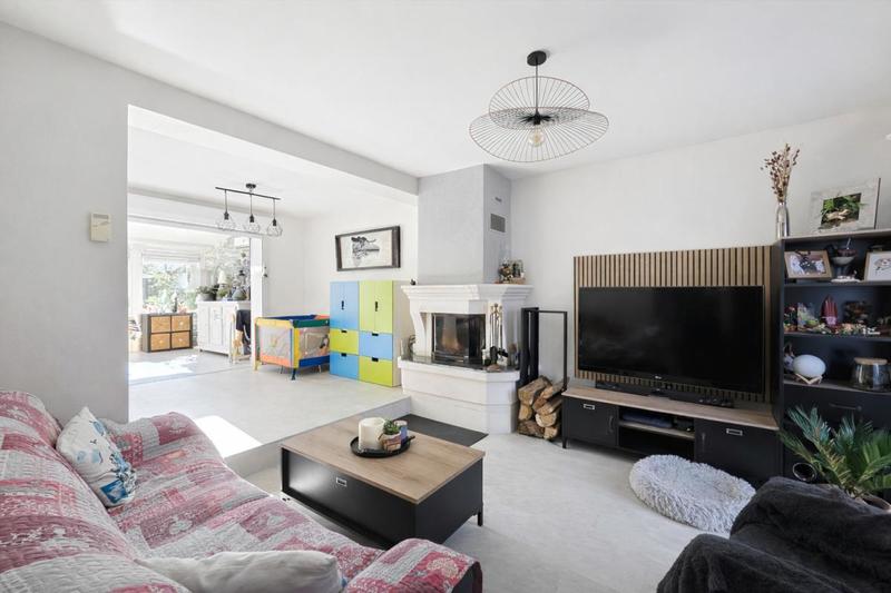 Maison - 120 m² - 6 pièces