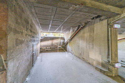 Parking / Garage - 13 m²