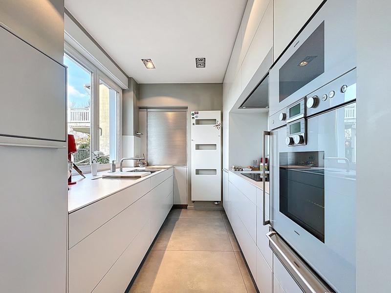 Villa - 207 m² - 9 pièces