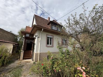 Maison ancienne - 96 m² - 7 pièces