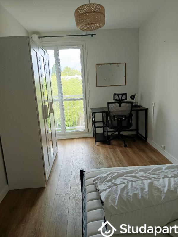 Chambre - 11 m² - 1 pièce