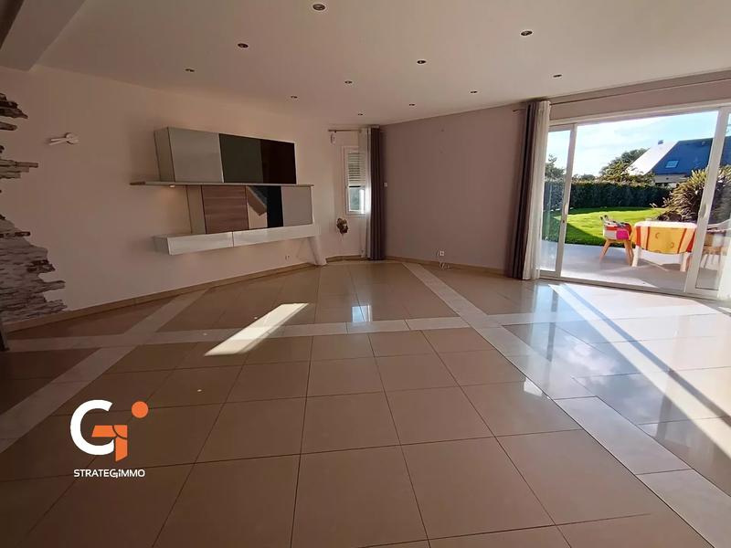 Maison - 176 m² - 8 pièces