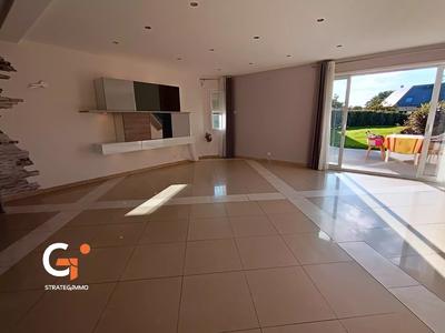 Maison - 176 m² - 8 pièces