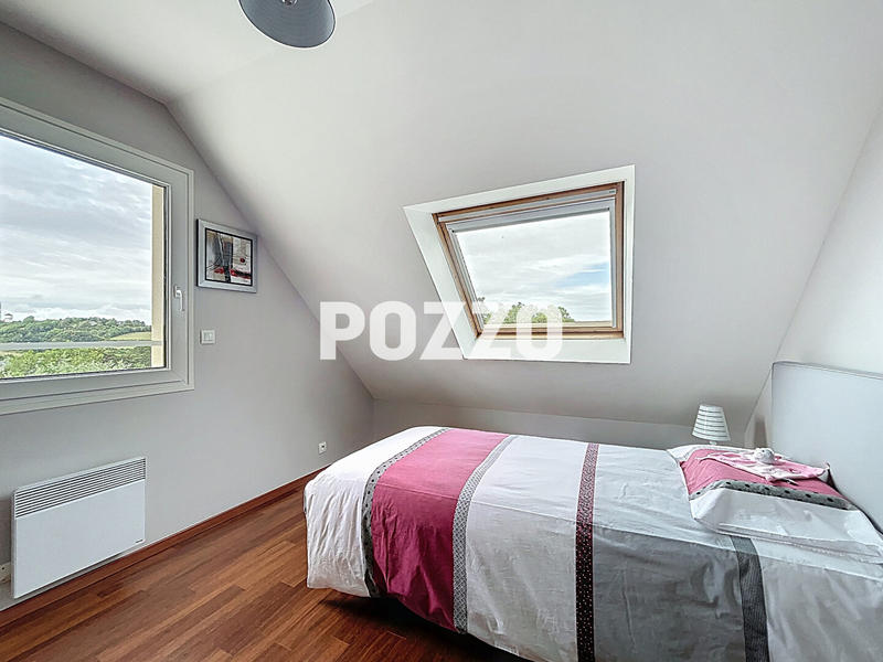 Maison - 192 m² - 8 pièces