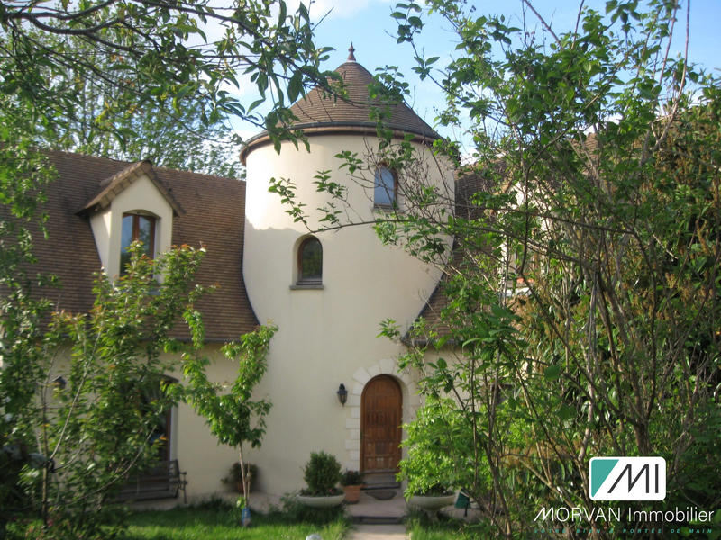 Maison contemporaine - 269 m² - 10 pièces