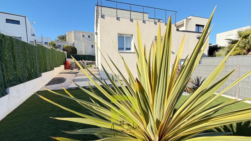 Maison - 138 m² - 5 pièces