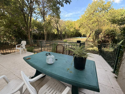 Maison - 185 m² - 10 pièces