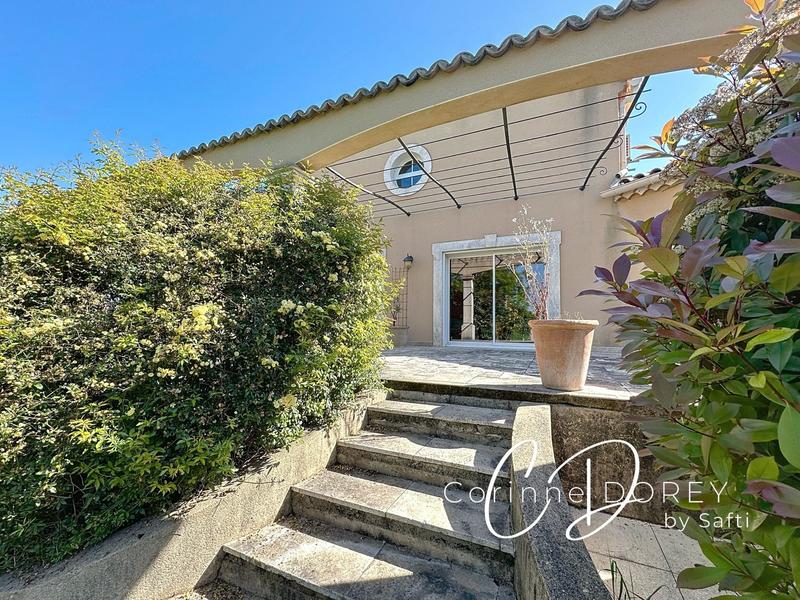 Villa - 166 m² - 4 pièces