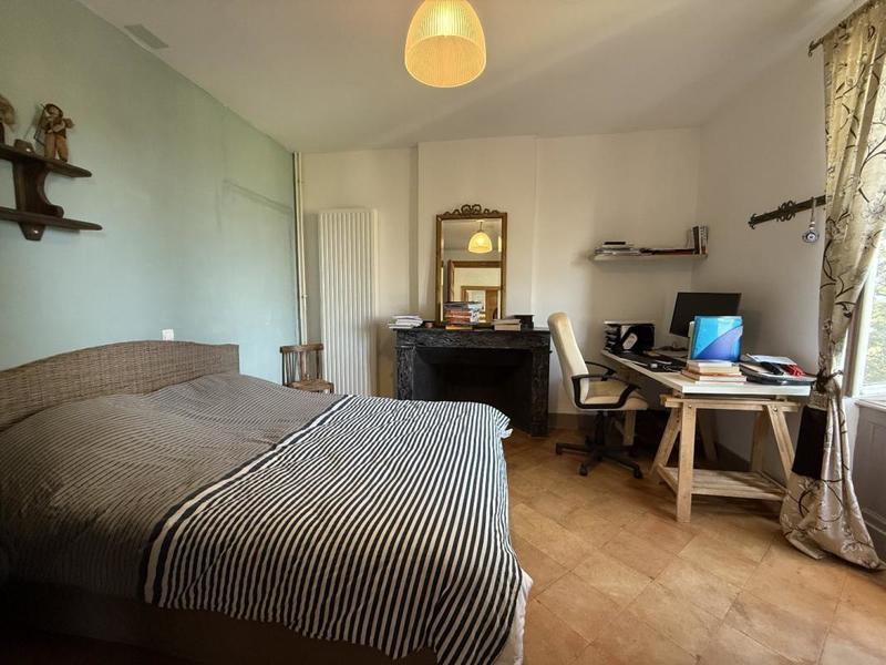 Maison de maîtres - 294 m² - 12 pièces