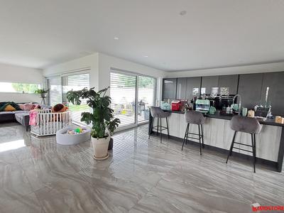 Maison - 150 m² - 4 pièces