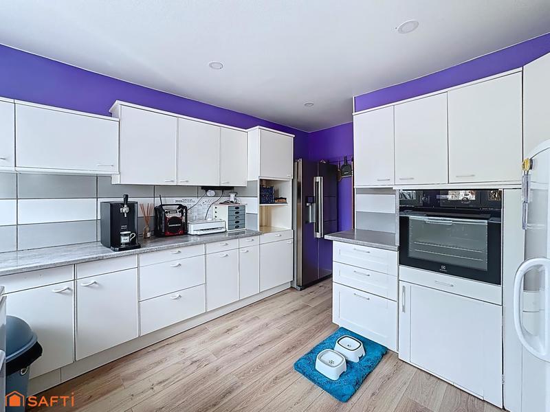 Maison - 192 m² - 8 pièces