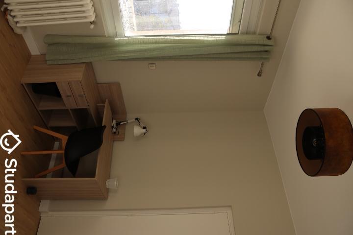 Chambre - 17 m² - 1 pièce