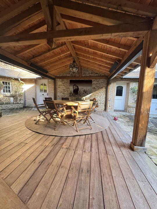 Demeure - 710 m² - 15 pièces