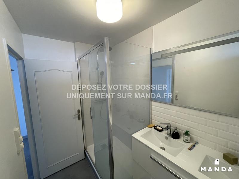 Chambre - 10 m² - 5 pièces