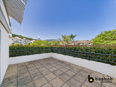 Appartement - 86 m² - 4 pièces