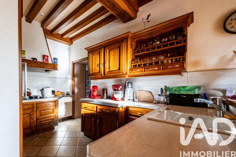 Maison - 265 m² - 9 pièces