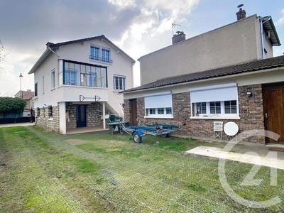 Pavillon - 180 m² - 8 pièces