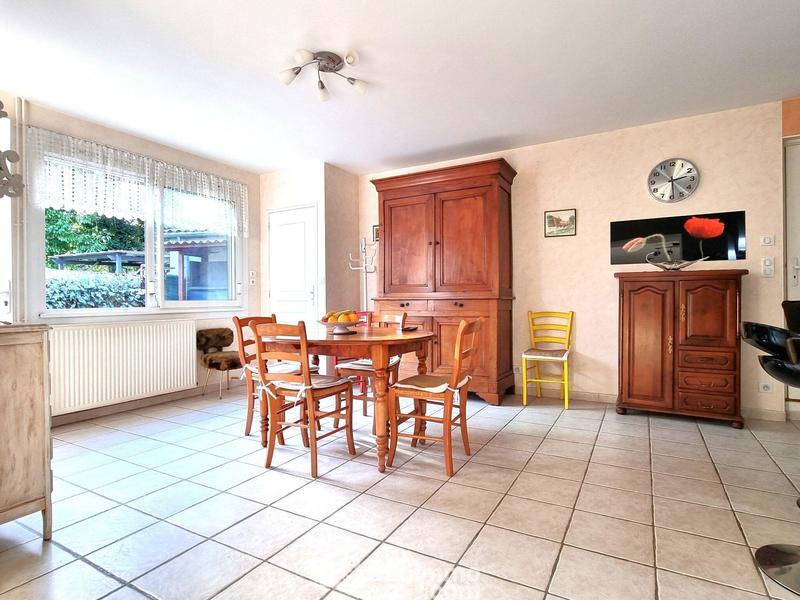 Maison - 99 m² - 4 pièces