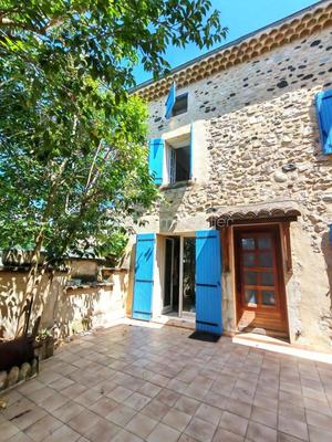 Maison en pierre - 179 m² - 9 pièces