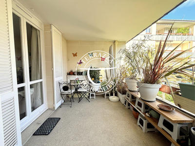 Appartement - 101 m² - 3 pièces