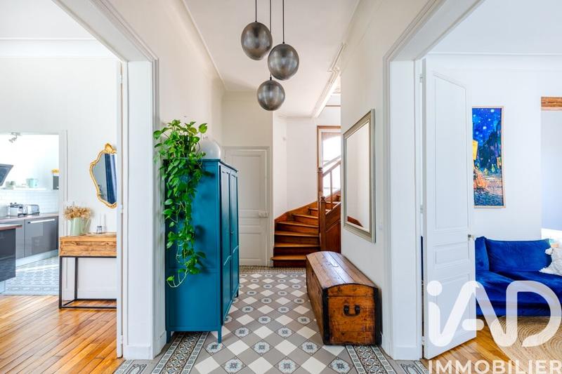 Maison - 170 m² - 7 pièces