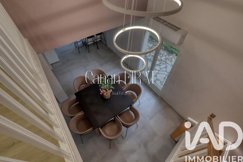 Maison de ville - 122 m² - 6 pièces