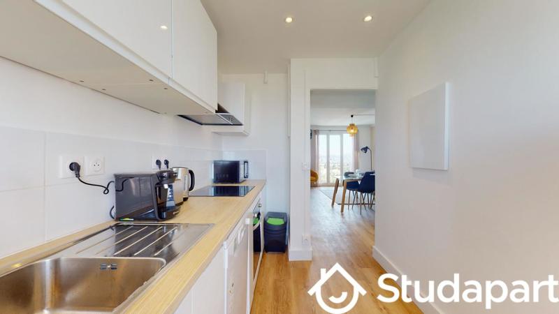 Chambre - 11 m² - 1 pièce