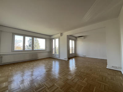 Appartement - 120 m² - 5 pièces