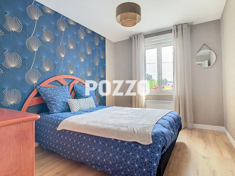 Maison - 170 m² - 8 pièces