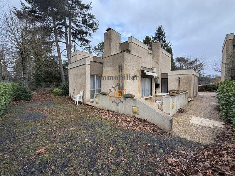 Maison - 176 m² - 5 pièces