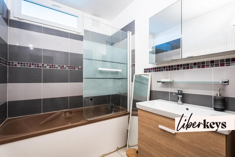 Appartement - 70 m² - 4 pièces