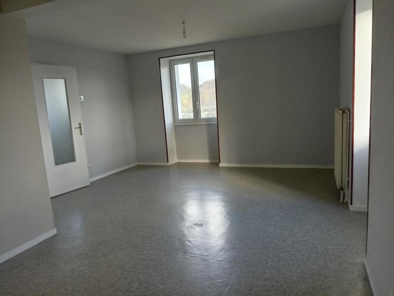 Appartement - 83 m² - 4 pièces