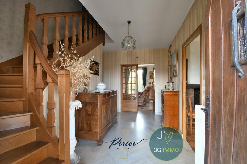 Pavillon - 195 m² - 9 pièces