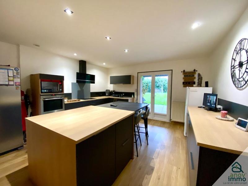 Maison - 160 m² - 5 pièces