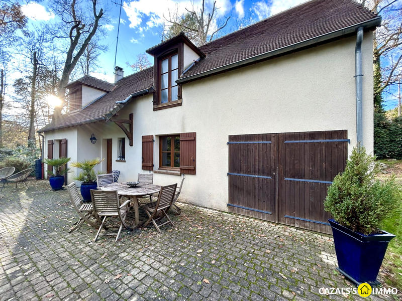 Maison traditionnelle - 139 m² - 6 pièces