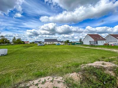 Terrain constructible - 1 003 m²