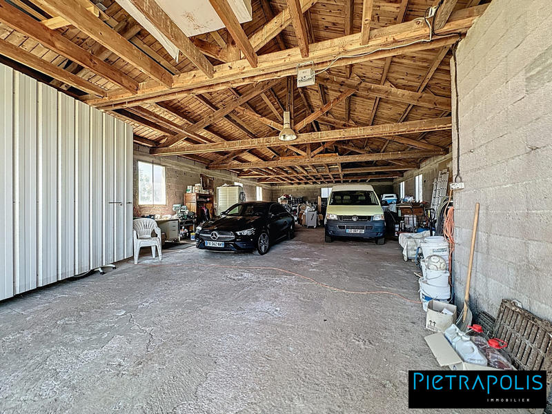 Local commercial - 308 m²