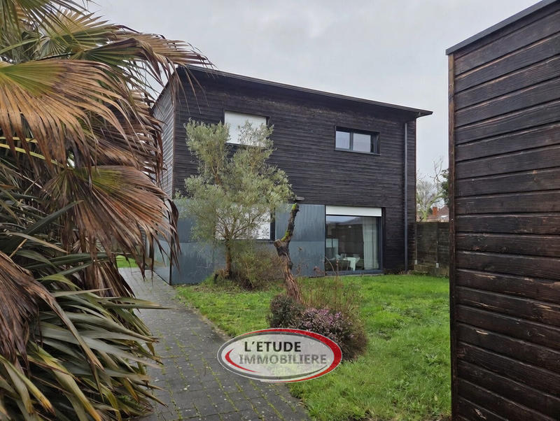 Maison - 103 m² - 5 pièces