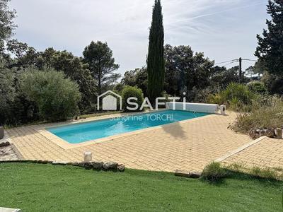 Maison - 151 m² - 6 pièces