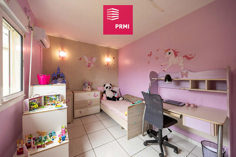 Maison - 218 m² - 8 pièces