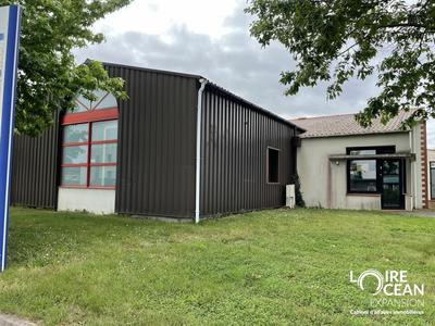 Local commercial - 210 m²