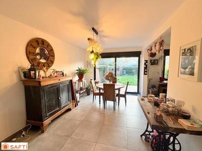 Maison - 98 m² - 6 pièces