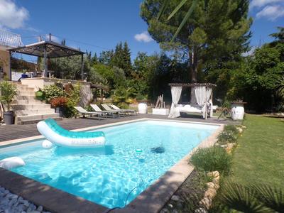 Maison - 181 m² - 7 pièces